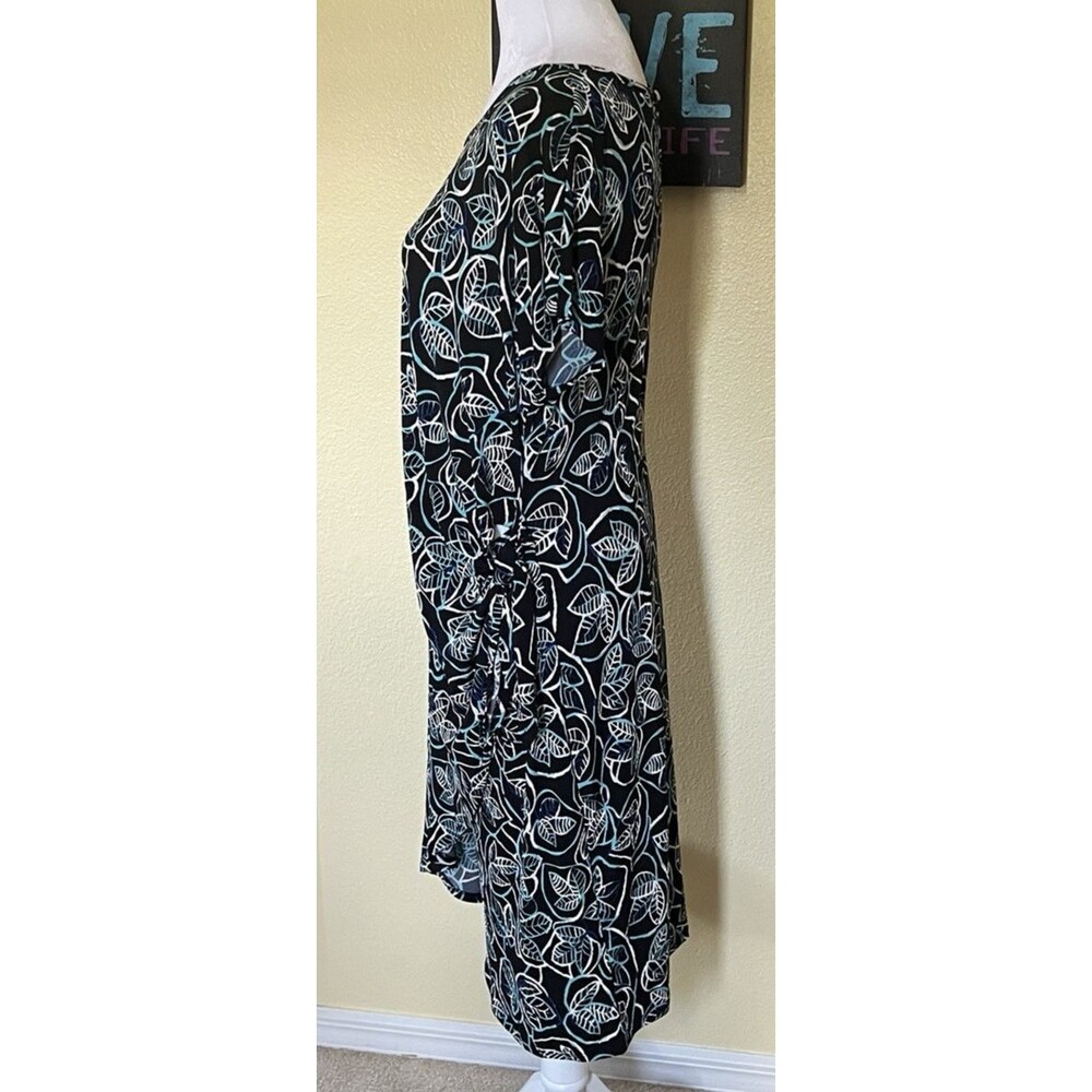 Sami & Jo Woman Faux Wrap Textured Shift Dress L Black Blue White Knee Length - Picture 6 of 9